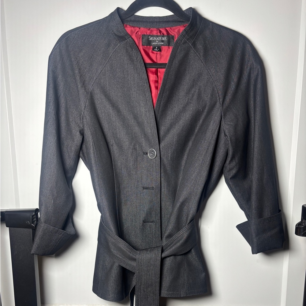 Larry Levine Women's Blazer/Skirt Set